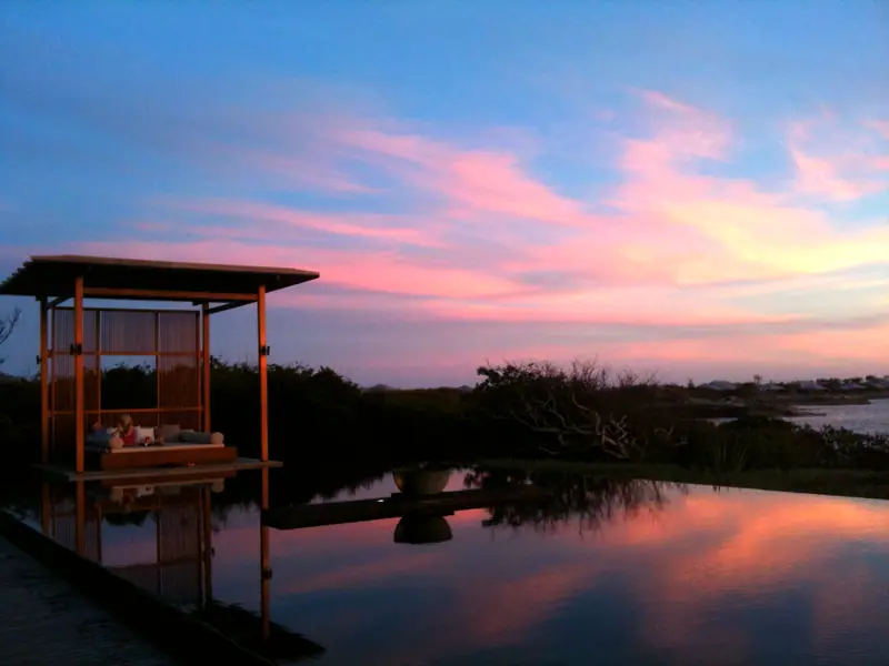 Pink sunset in the Turks and Caicos, at Amanyara