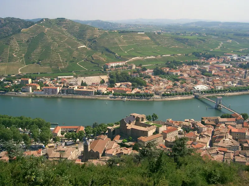 Tournon-sur-Rhône et son vignoble, at Active & Discovery on the Rhône Southbound (WYL)