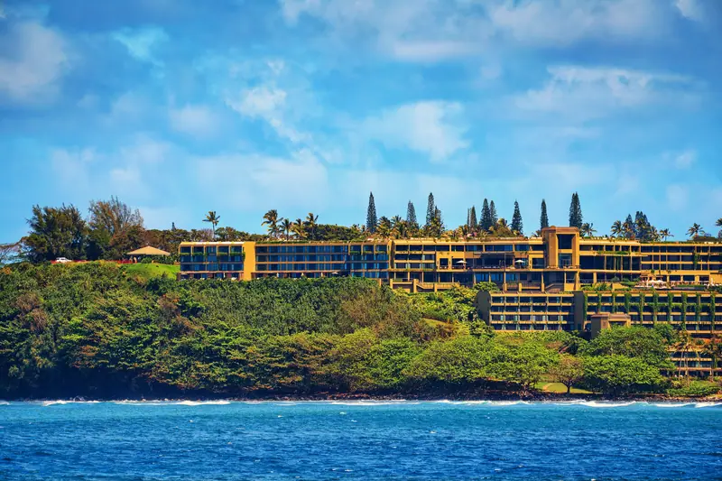 1 Hotel Hanalei Bay above the bay in Princeville, Kauaʻi