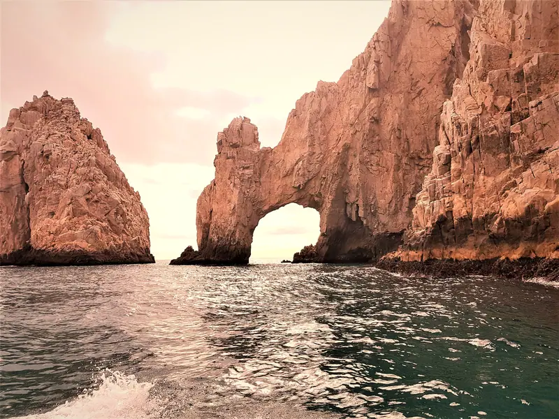 Cabo San Lucas: the setting of Waldorf Astoria Los Cabos Pedregal (not a photo of the property)