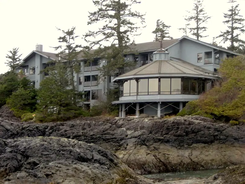 Waves on the rocks below the Wickaninnish Inn